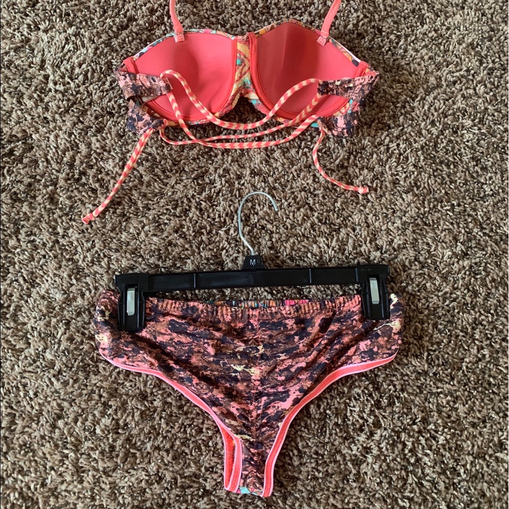 Maaji bikini set : top - small, bottoms - medium - Picture 4 of 5